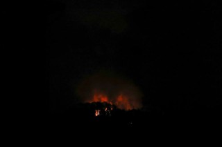 抓走马杜罗夫妇后，特朗普要如何“接管”委内瑞拉？