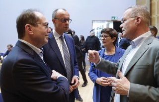 欧洲媒体：德国组建联合政府的谈判进入下一阶段