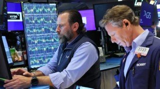 早盘：美股跌幅收窄 道指基本持平