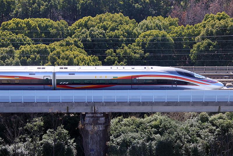 创历史同期新高！1至10月全国铁路发送旅客39.5亿人次  第1张